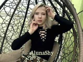 AlunaShy