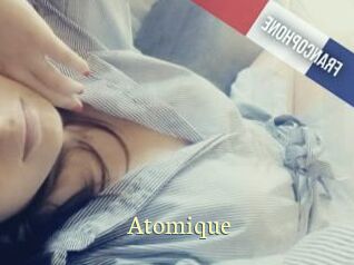 Atomique