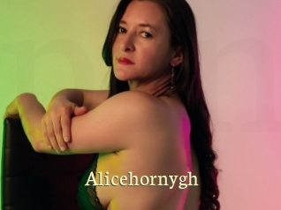 Alicehornygh