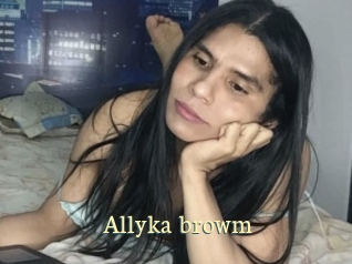 Allyka_browm