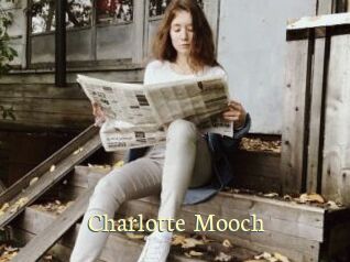 Charlotte_Mooch