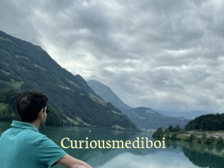 Curiousmediboi