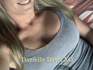 Danielle_Davis_XO