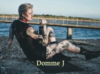 Domme_J