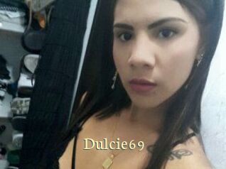 Dulcie_69