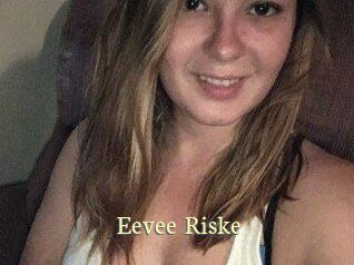 Eevee_Riske