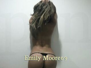 Emily_Moore69