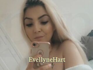 EvellyneHart