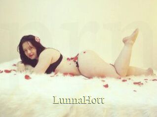 LunnaHott