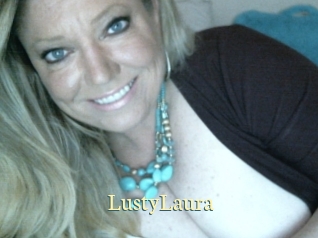 LustyLaura