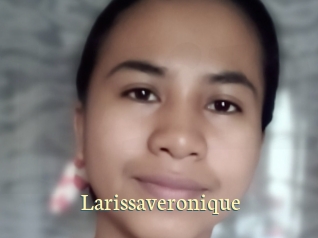 Larissaveronique