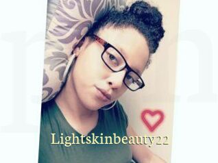 Lightskinbeauty22