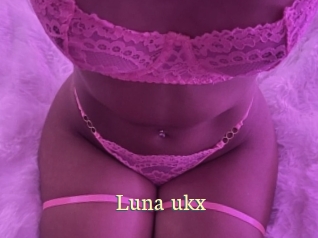 Luna_ukx