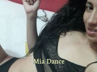 Mia_Dance