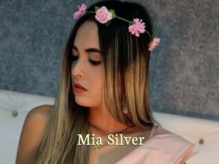 Mia_Silver