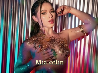 Mia_colin