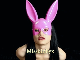 Misskinkyx