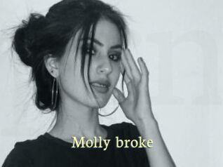 Molly_broke