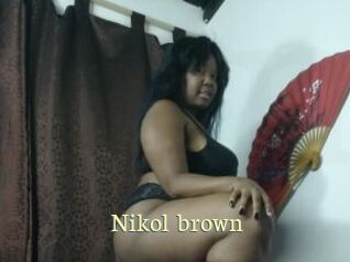 Nikol_brown