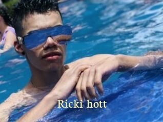 Ricki_hott