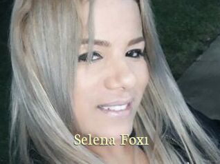 Selena_Fox1