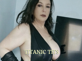 TITANIC_TITS